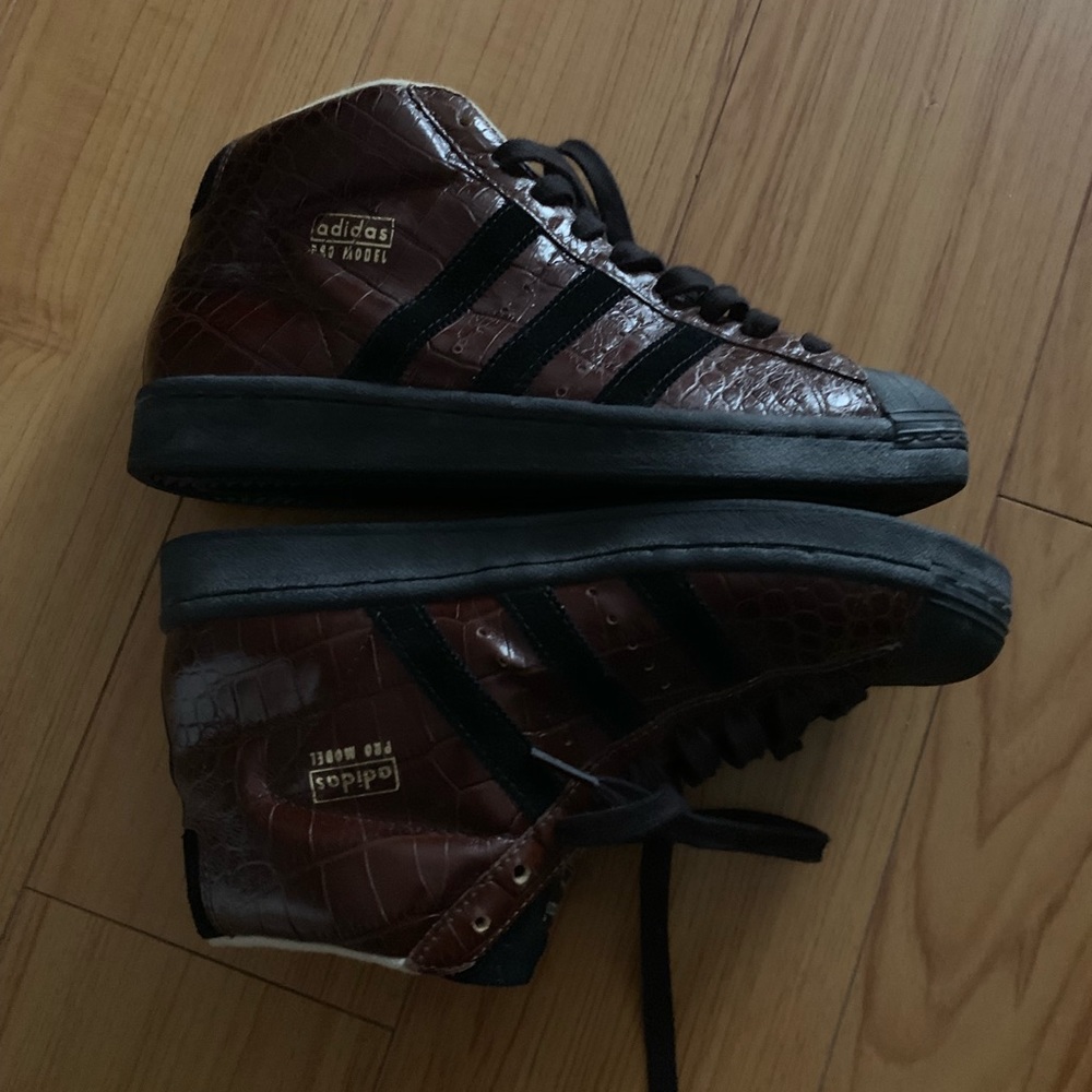 Adidas high top Shellie pro sneakers